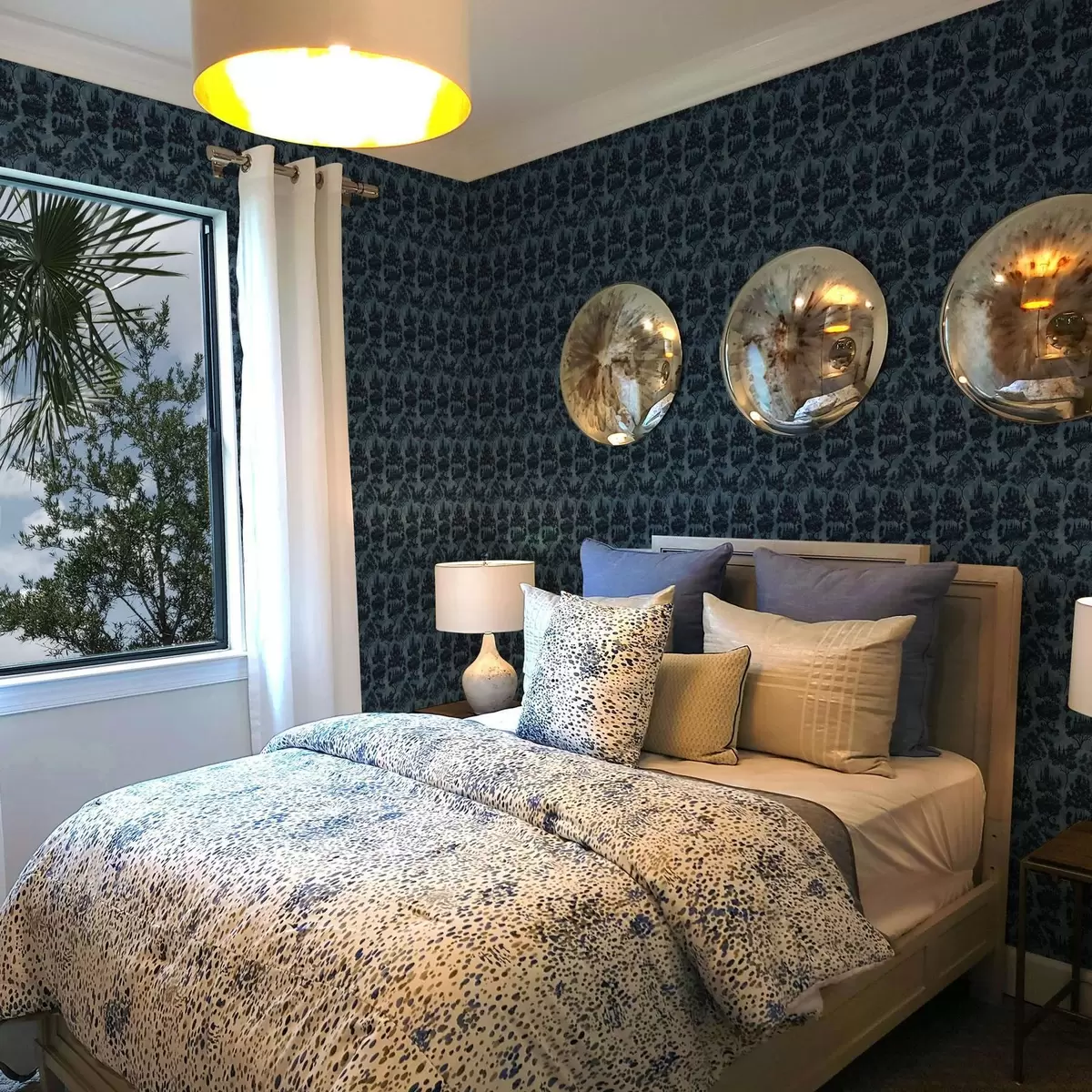 Papel pintado Castillos góticos entre los árboles del bosque nocturno a00130v1