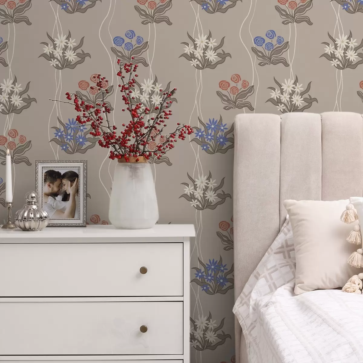 Papel pintado Flores retro con líneas onduladas sobre un fondo beige cálido a00503